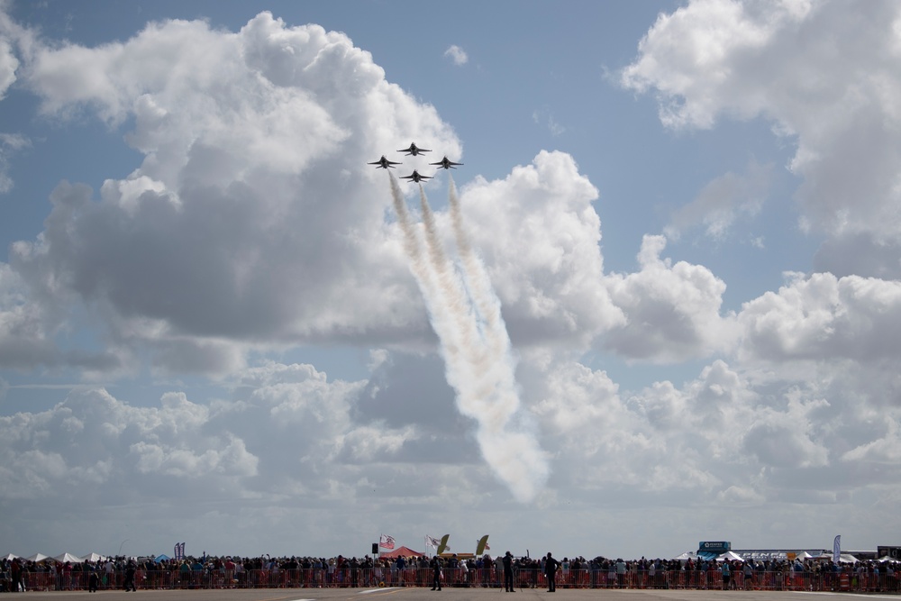 Thunderbirds Soar Over Sanford