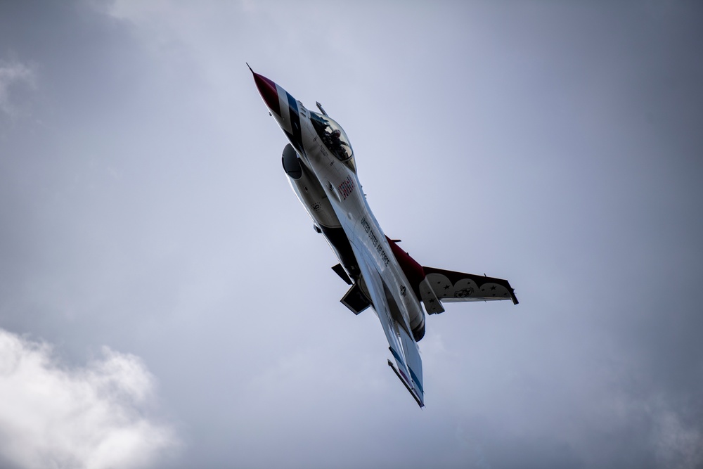 Thunderbirds Soar Over Sanford