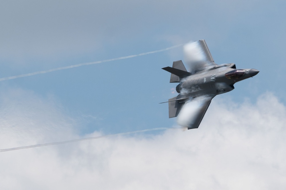 JBLE hosts APOHR for the first time in 5 years.