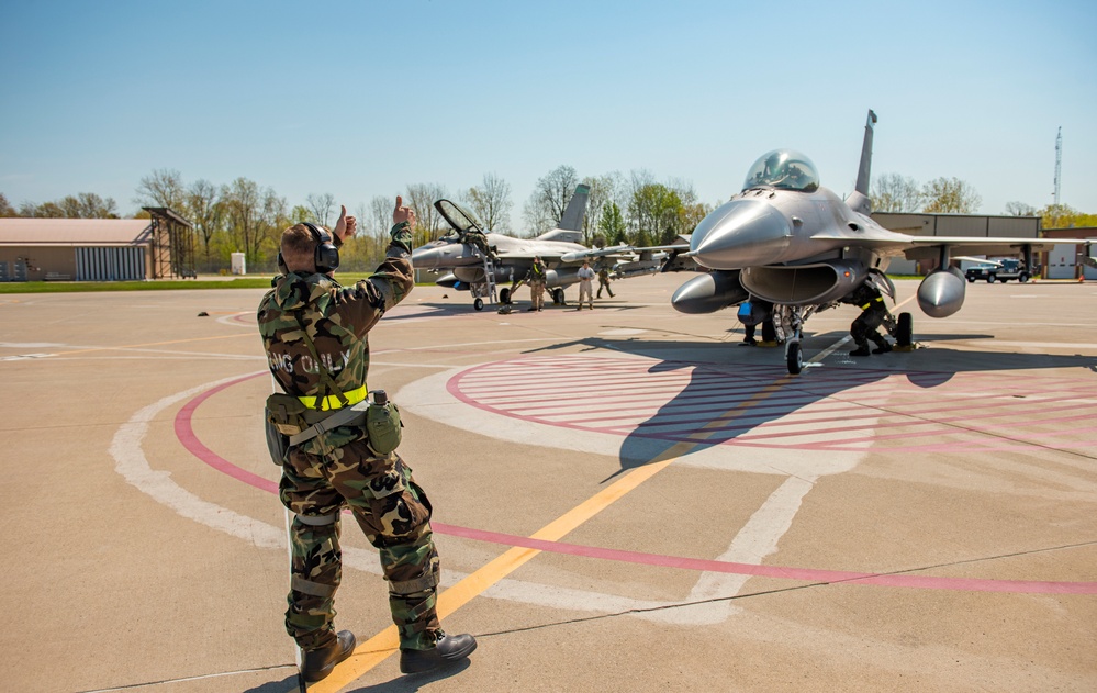 Flight Line Proves Lethal and Ready During Large-Scale Exercise