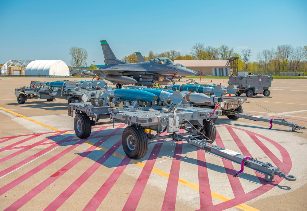 Flight Line Proves Lethal and Ready During Large-Scale Exercise