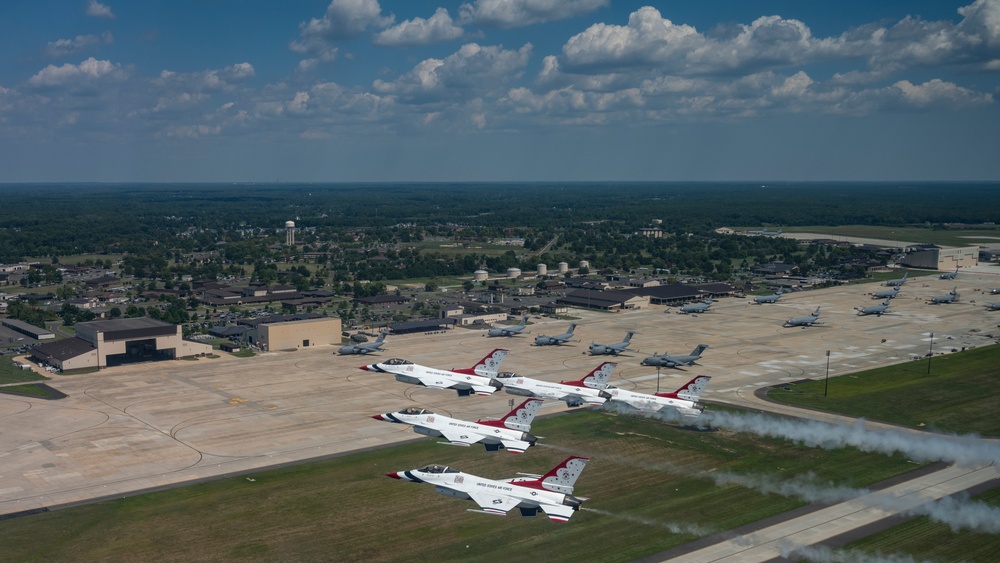 Thunderbirds Fly Over New York