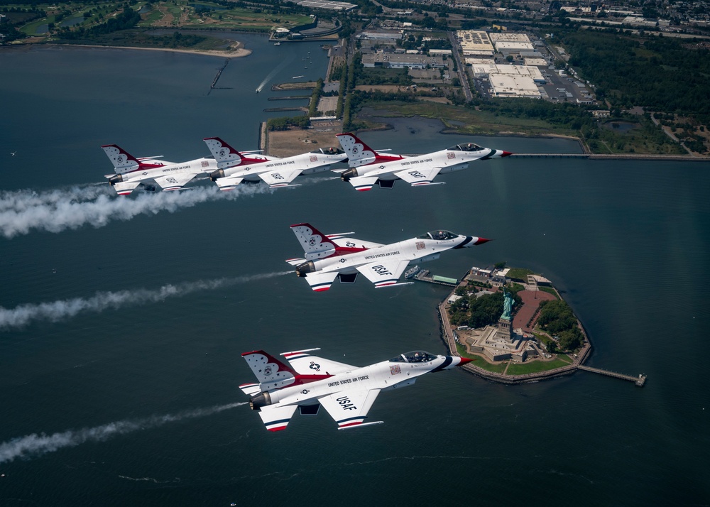 Thunderbirds Fly Over New York