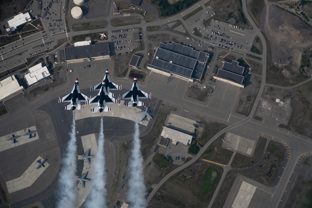 Thunderbirds Roar Over Alaska