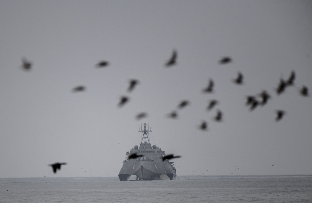 USS Gabrielle Giffords (LCS 10) and Her Crew Receive Top Treatment from Naval Surface Warfare Center, Port Hueneme Division