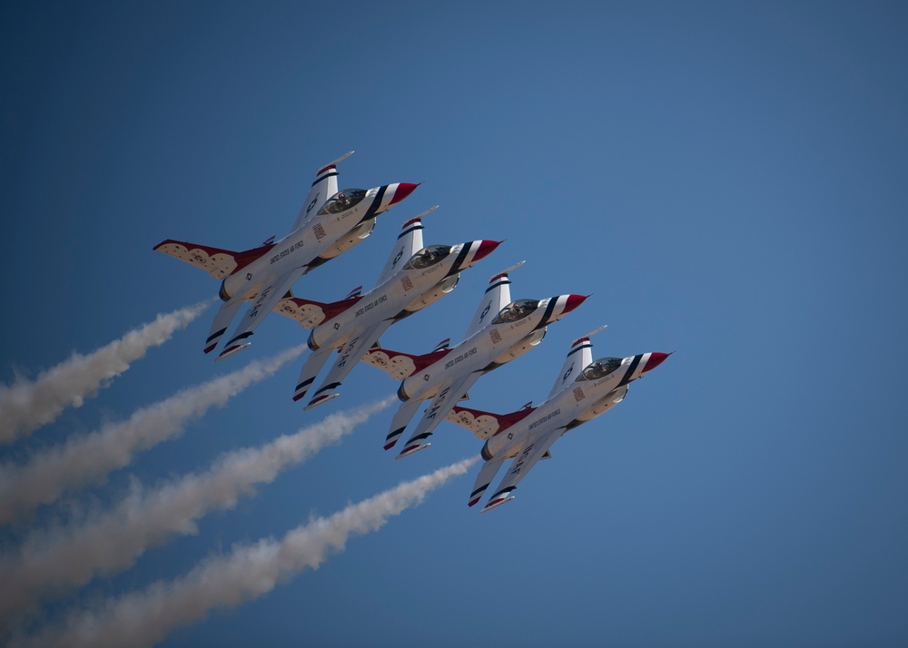 Thunderbirds return to Aerospace Valley