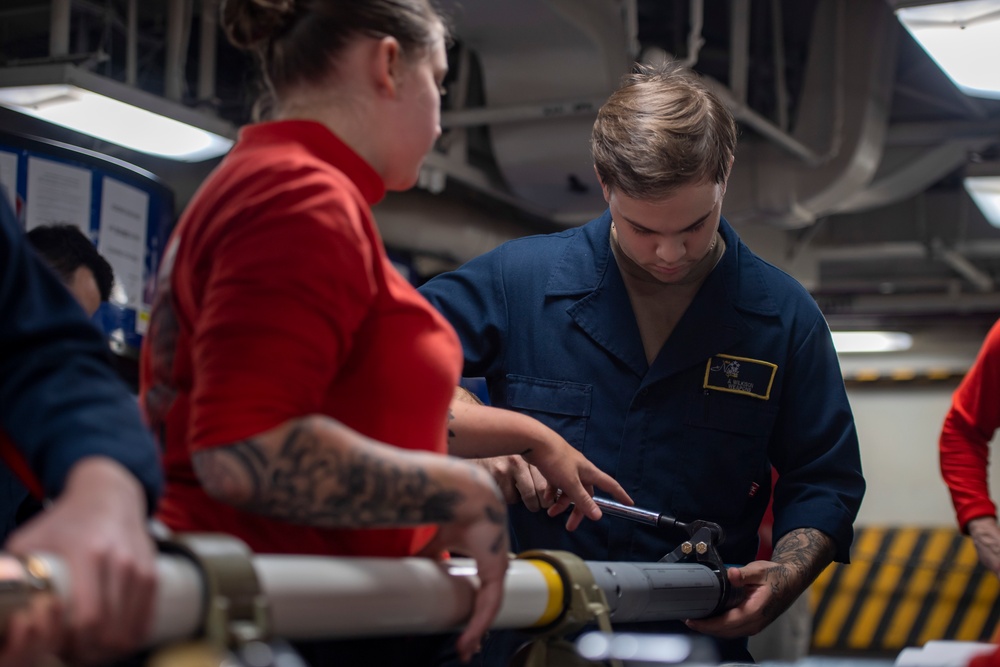 Nimitz Sailors Build Rockets