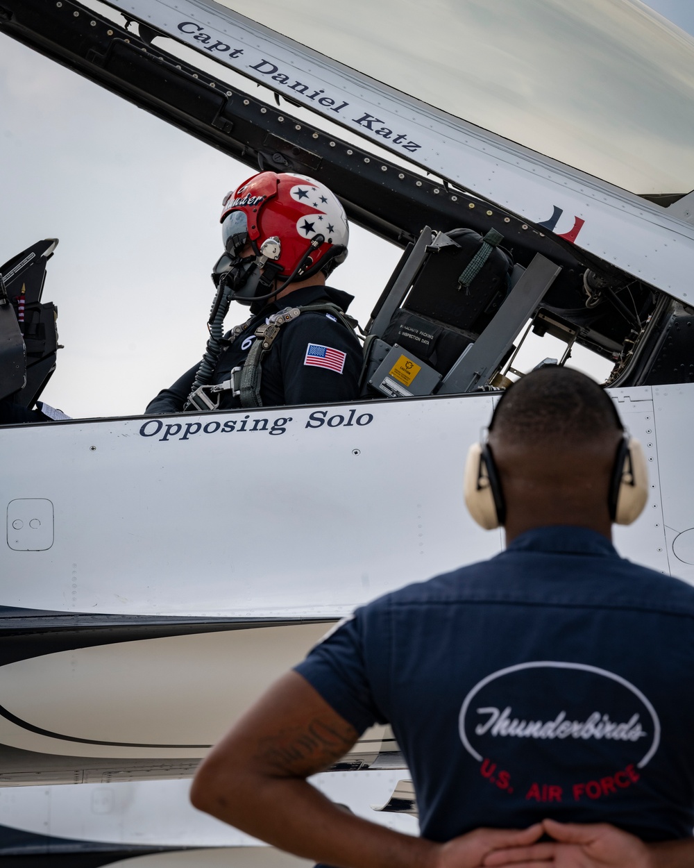 Thunderbirds, Blue Angels duo over Dover