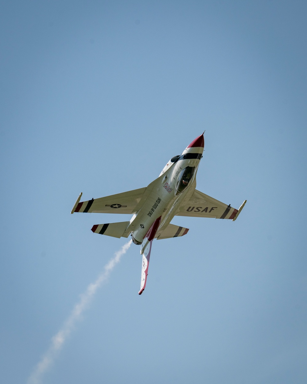 Thunderbirds, Blue Angels duo over Dover