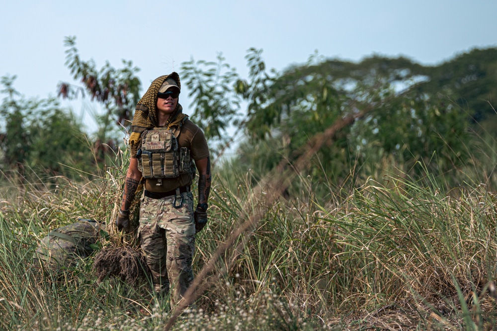 USAF, PAF conduct weapons training at Cope Thunder