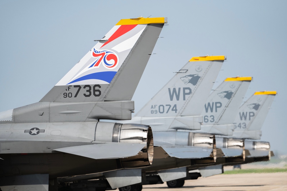 USAF, ROKAF sync with 70th Anniversary tail art