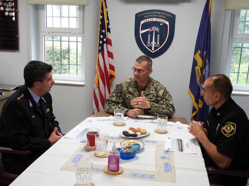 Chania Fire Brigade’s Fire Chief visits NSA Souda Bay