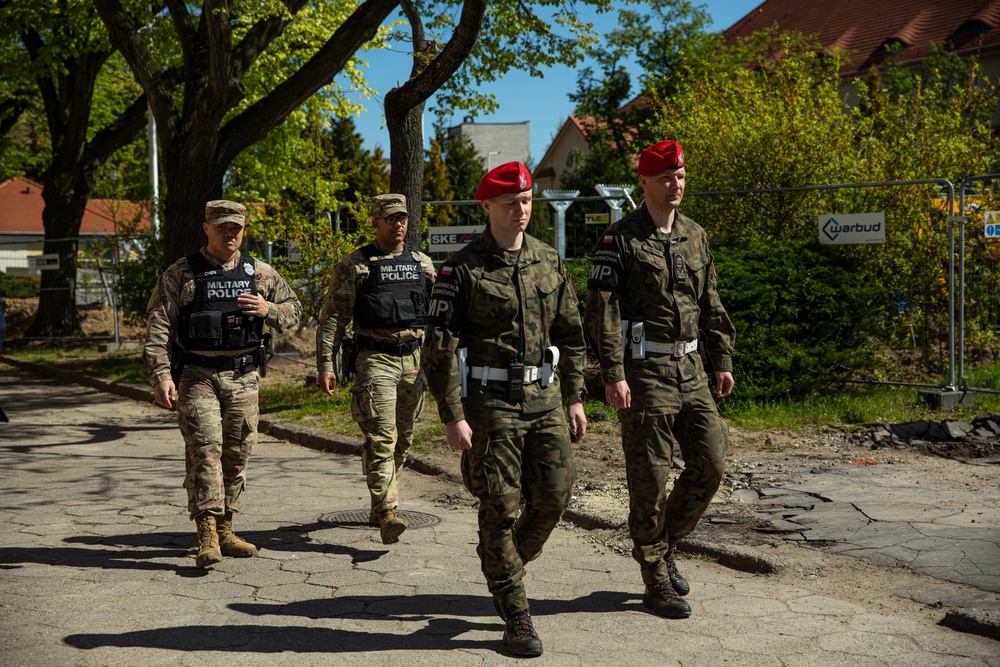 The Prime Minister of The Republic of Poland Visits Camp Kosciuszko