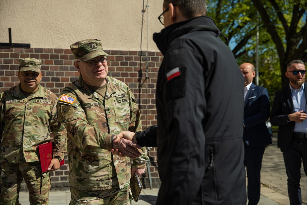 The Prime Minister of The Republic of Poland Visits Camp Kosciuszko