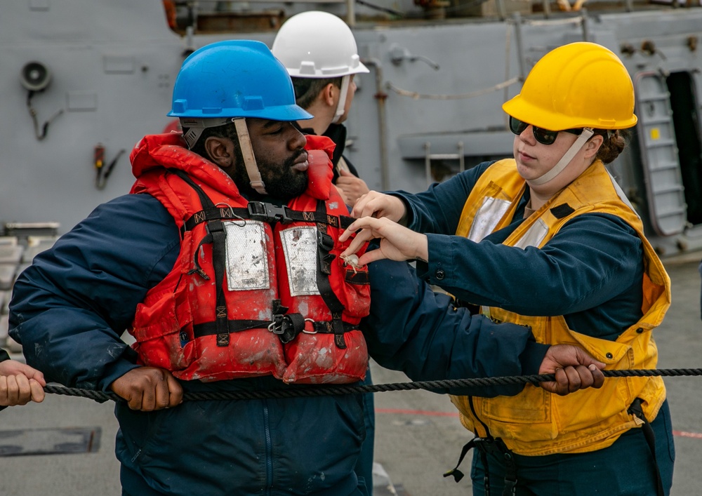 USS McFaul Conducts a Replenishment at Sea