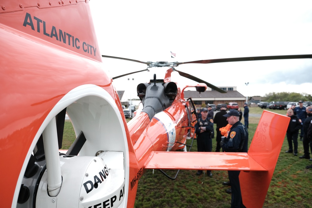U.S. Coast Guard Sector Long Island Sound holds responsible boating campaign event
