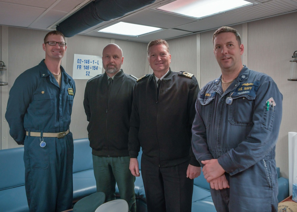 USS Oscar Austin (DDG 79) leadership meet with Royal Norwegian Navy liaison officers