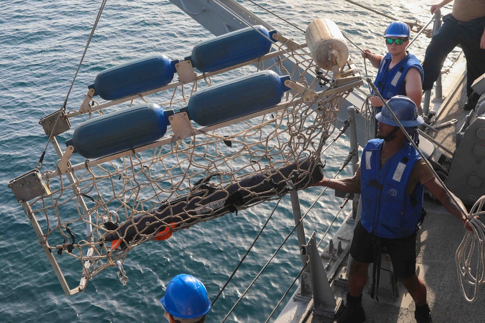 U.S. Navy Completes Participation in Oman-led Naval Exercise