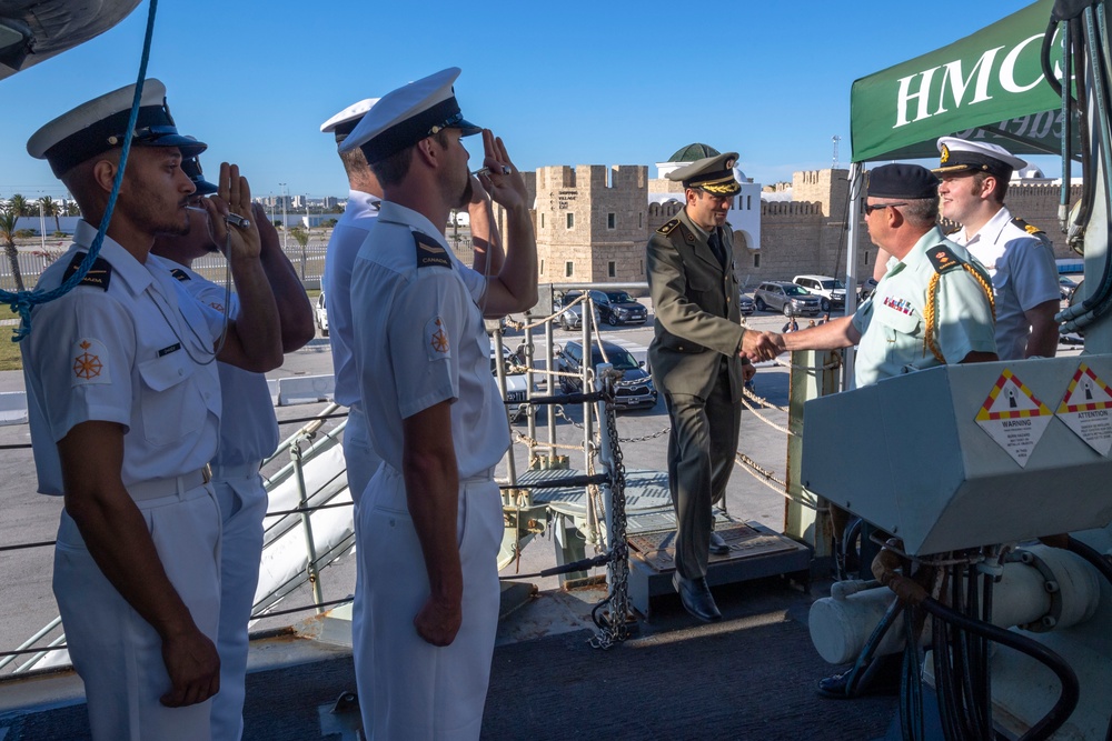 Canadian ship serving with NATO makes port visit to Tunisia