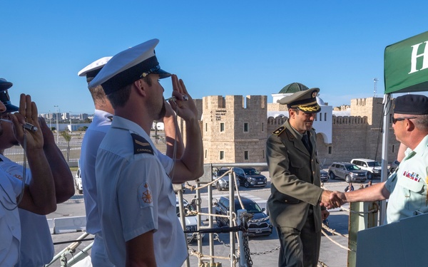 Canadian ship serving with NATO makes port visit to Tunisia