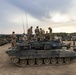 German, Norwegian Soldiers Meet, Discuss Leopard Tanks