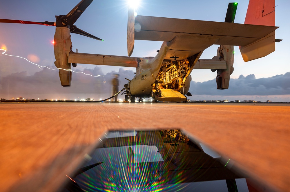 VMM-364 conduct training near Red Sea