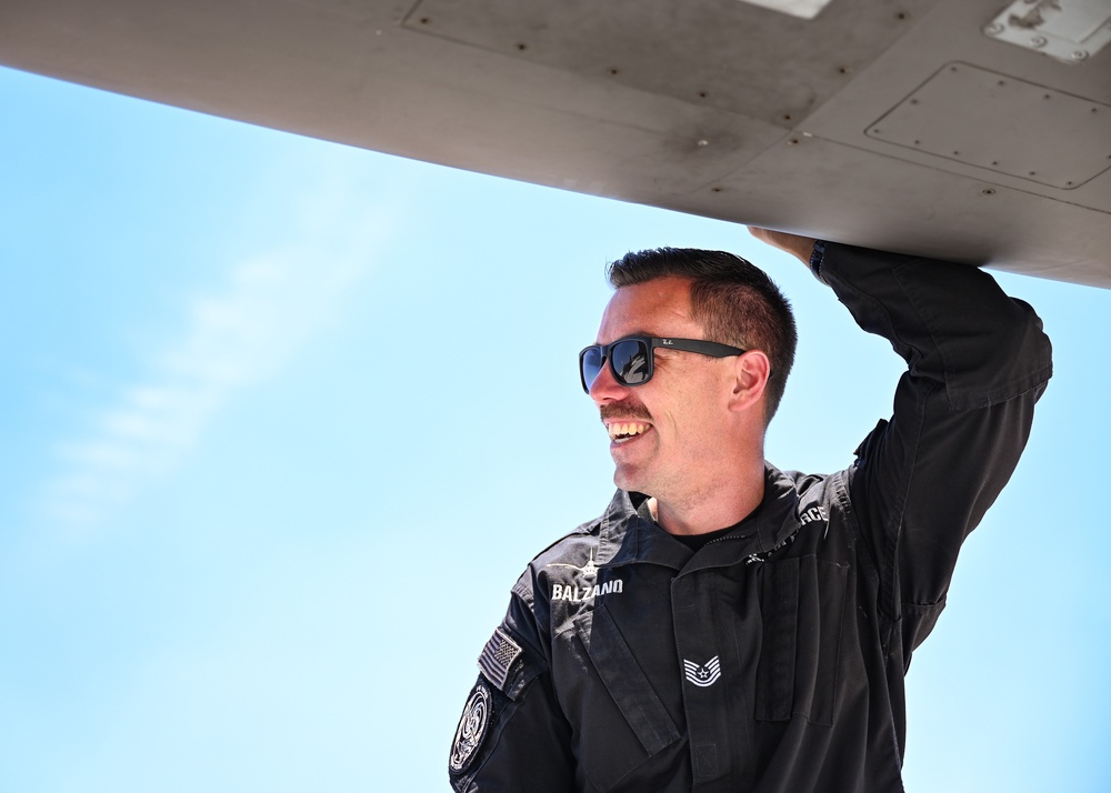 F-16 Viper Demo team participates in FAMEX 2023