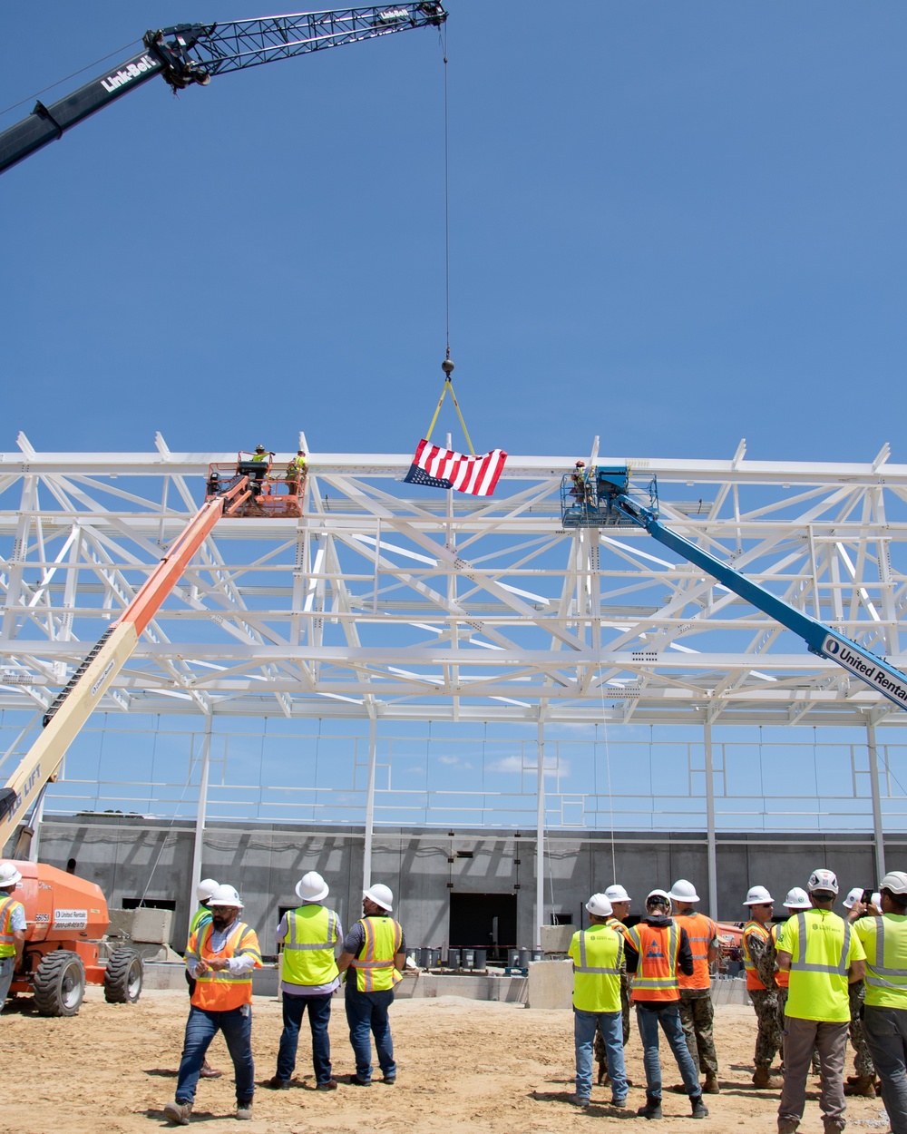 OICC Florence participates in construction milestone