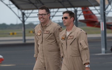 VT-31 Holds Change of Command Ceremony