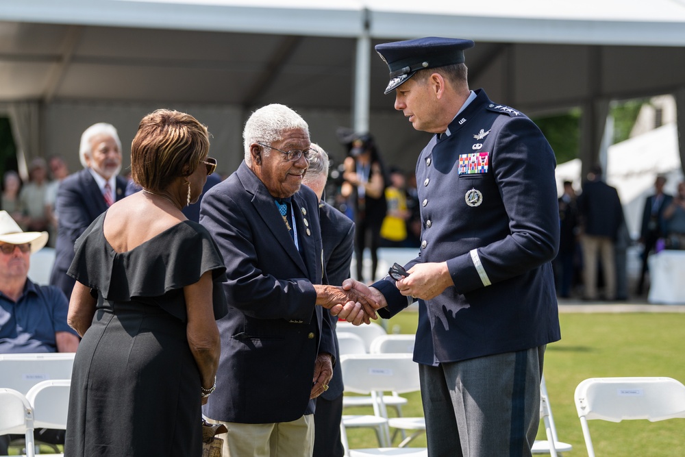 “Welcome Home!” A Nation Honors our Vietnam Veterans and Their Families