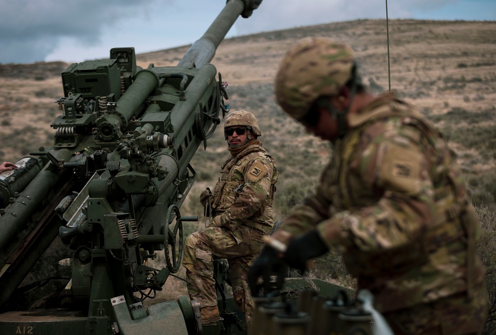 Fires in the Field: Washington National Guard field artillery company complete Table VI cert.