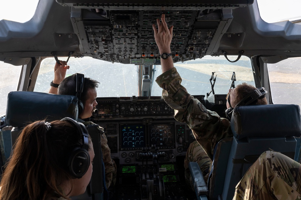 15th EAS provides airlift support
