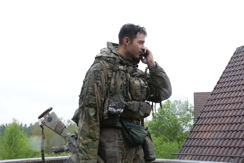 Soldiers Conducting Squad Movement