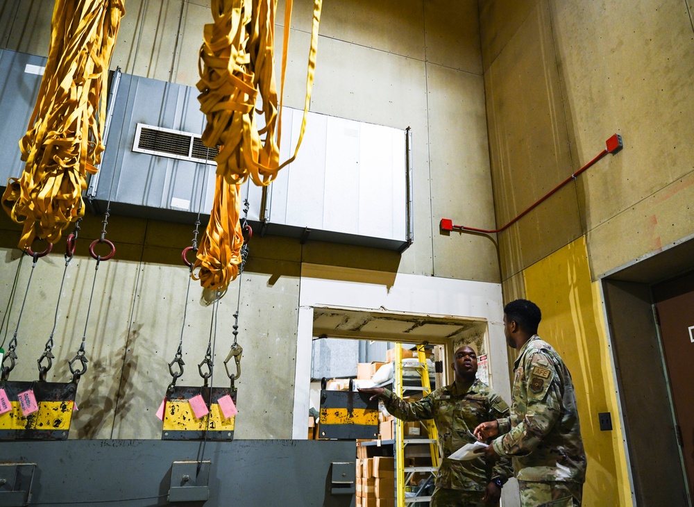 Chief Master Sgt. Ronnie J. Woods tours Barksdale
