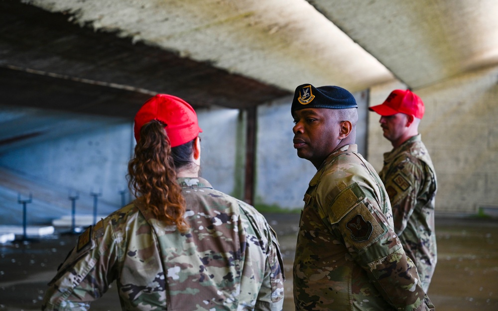 Chief Master Sgt. Ronnie J. Woods tours Barksdale