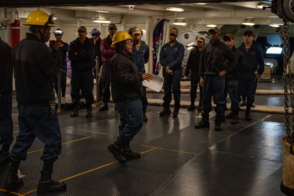 USS Ronald Reagan (CVN 76) Sailors Conduct Training in the Foc’sle