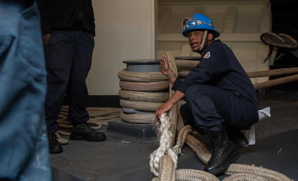 USS Ronald Reagan (CVN 76) Sailors Conduct Training in the Foc’sle