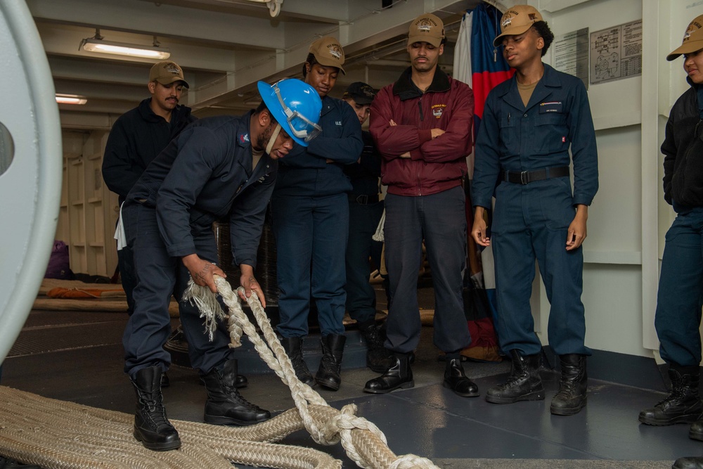 USS Ronald Reagan (CVN 76) Sailors Conduct Training in the Foc’sle