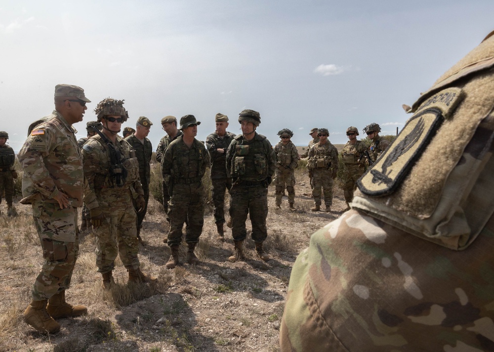 DVIDS - Images - Gen. Darryl Williams Visits U.S. Army Soldiers ...