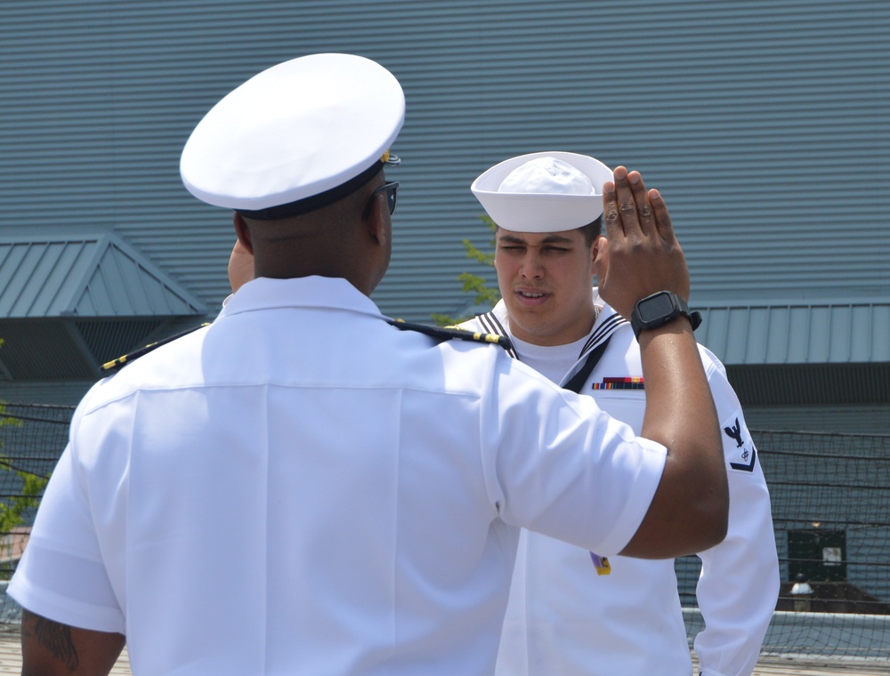 Naval Museum hosts a re-enlistment ceremony