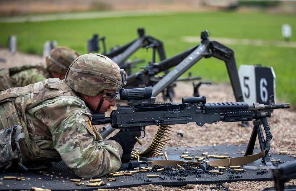 1st Battalion, 16th Infantry Regiment conduct machine gun qualifications