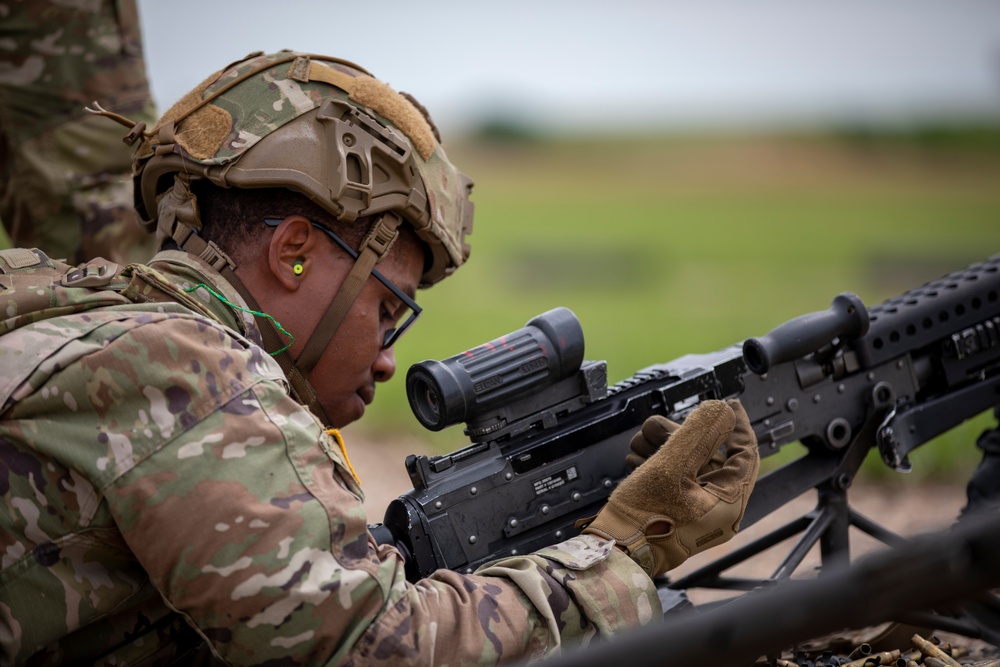 1st Battalion, 16th Infantry Regiment conduct machine gun qualifications