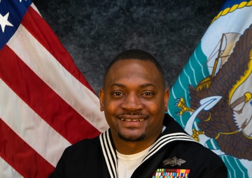 Sailor of the Quarter: Yeoman 1st Class Clifford Nobles