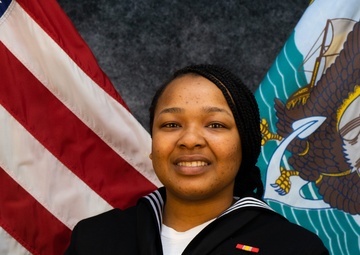 Bluejacket of the Quarter: Yeoman 3rd Class Chiyna Williams