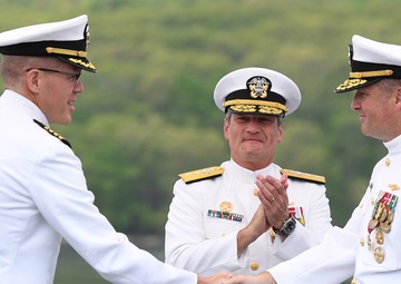 Undersea Warfighting Development Center  holds change of command