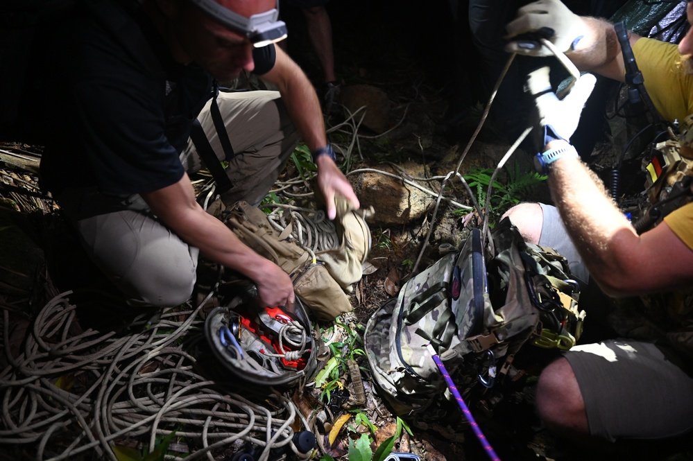 Emerald Warrior: Medical Scenario and Med Evac at El Yunque