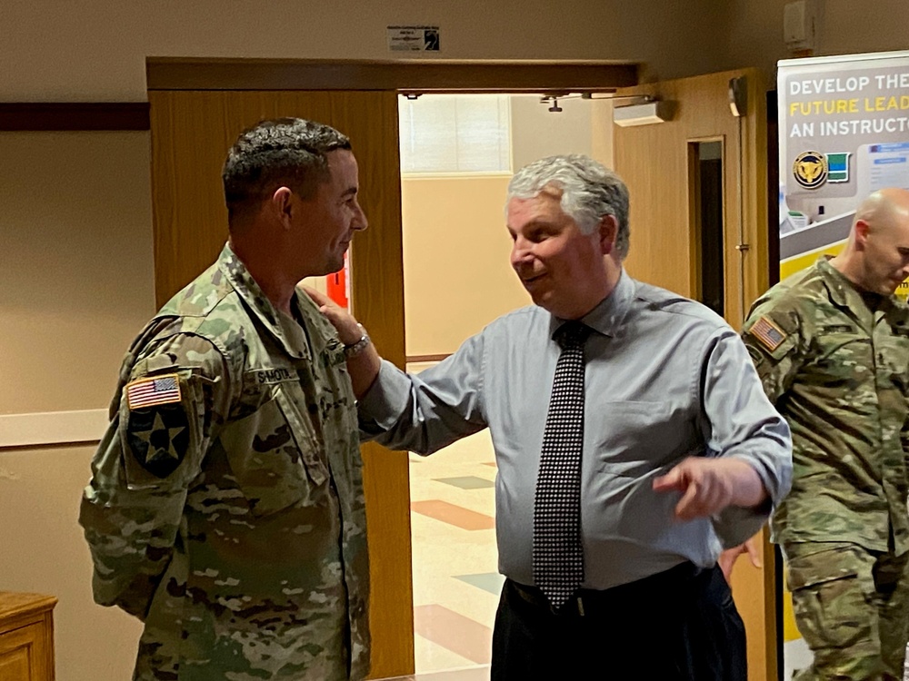 Assistant Chief of Army Reserve visits Fort McCoy Garrison; tours facilities, areas