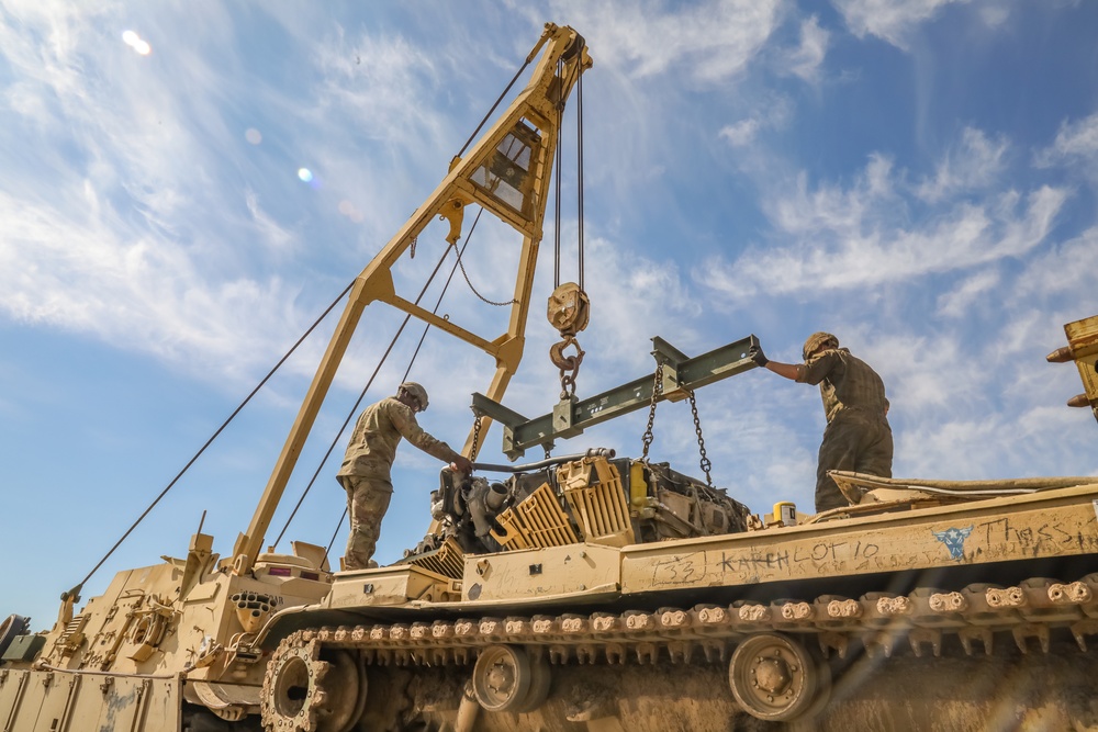 2-70 AR Conduct Maintenance on Tracked Vehicles During Anakonda23