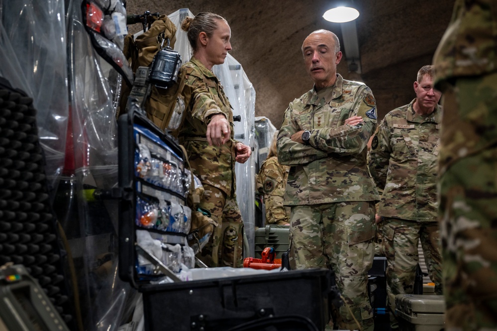 USAF Surgeon General visits Al Udeid AB