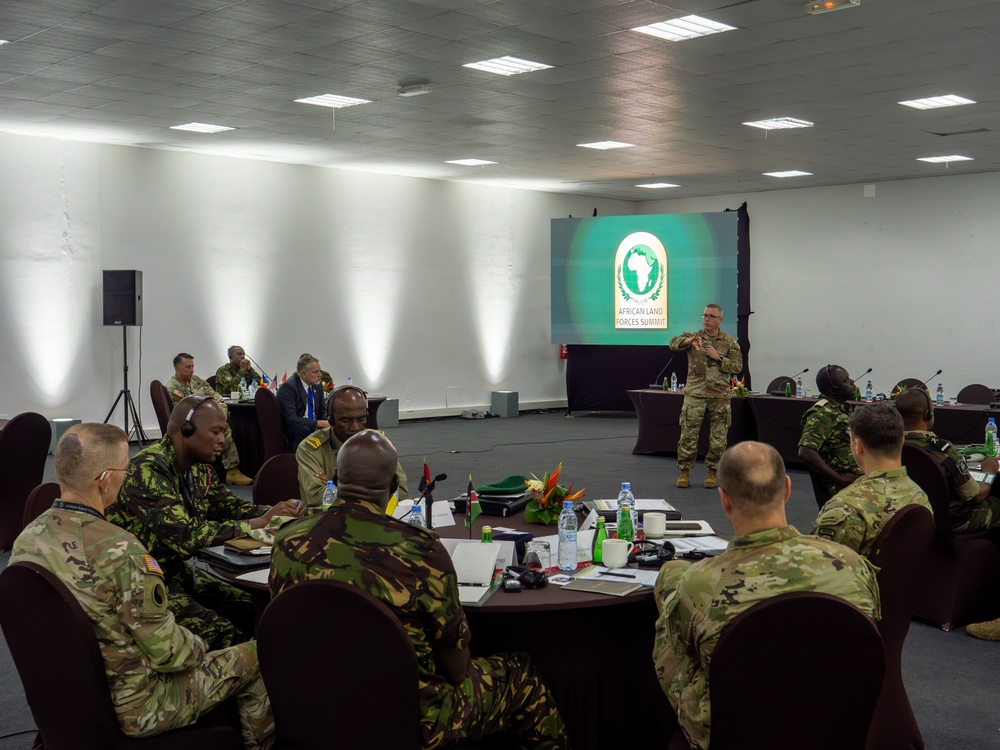 US, African senior enlisted leaders discuss professional military education at ALFS